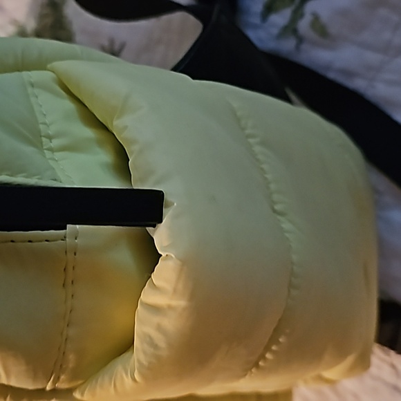 Backpack - Picture 4 of 6